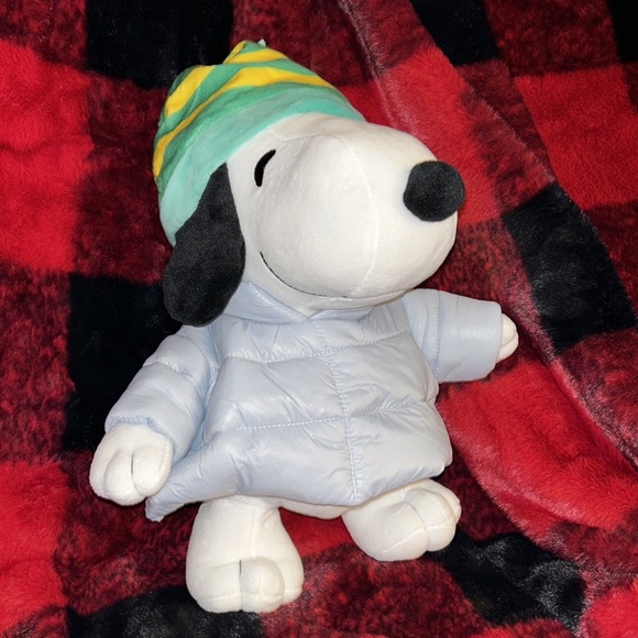 New Snoopy Puffer Jacket 2023 Peanuts Christmas Holiday Plush - Picture 1 of 3